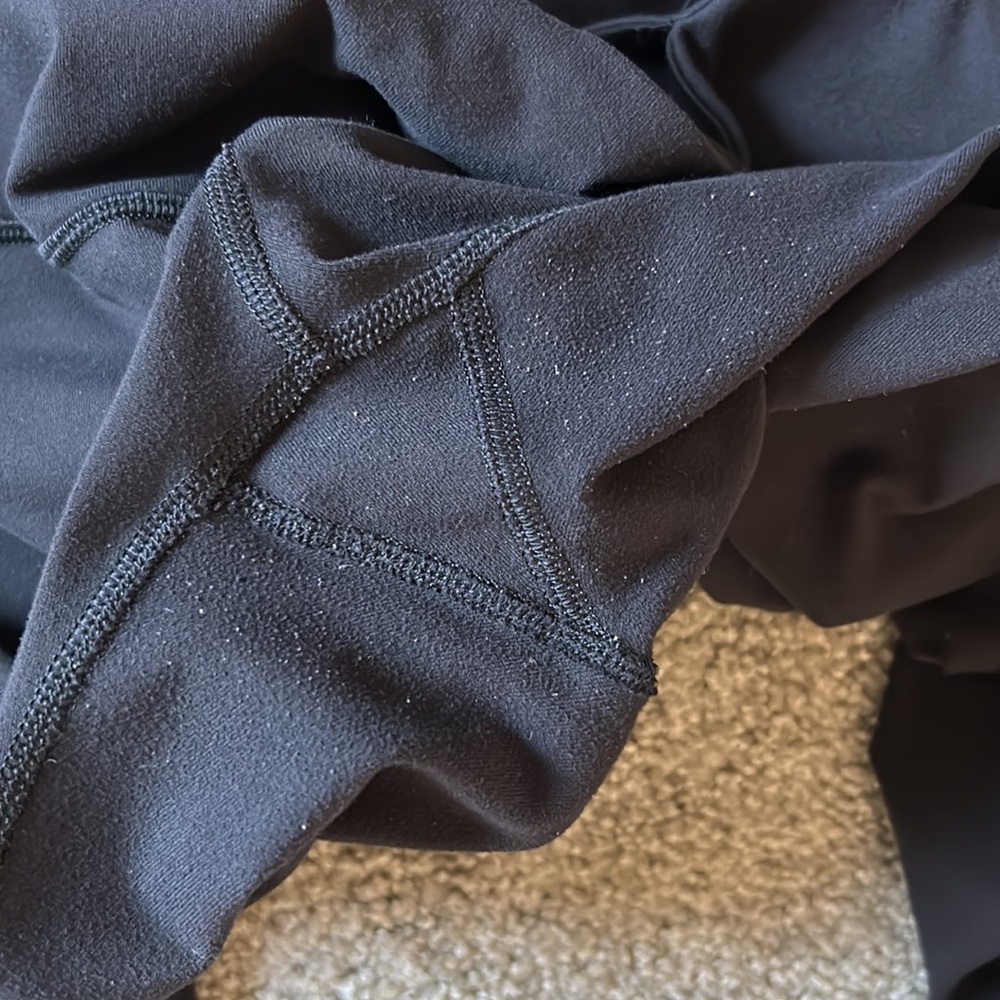 Lululemon Athletica mid-rise leggings, black, size 8 - Picture 4 of 6